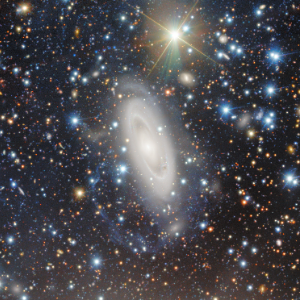 NGC 3269, a lenticular galaxy in the evolved core of the Antlia Cluster