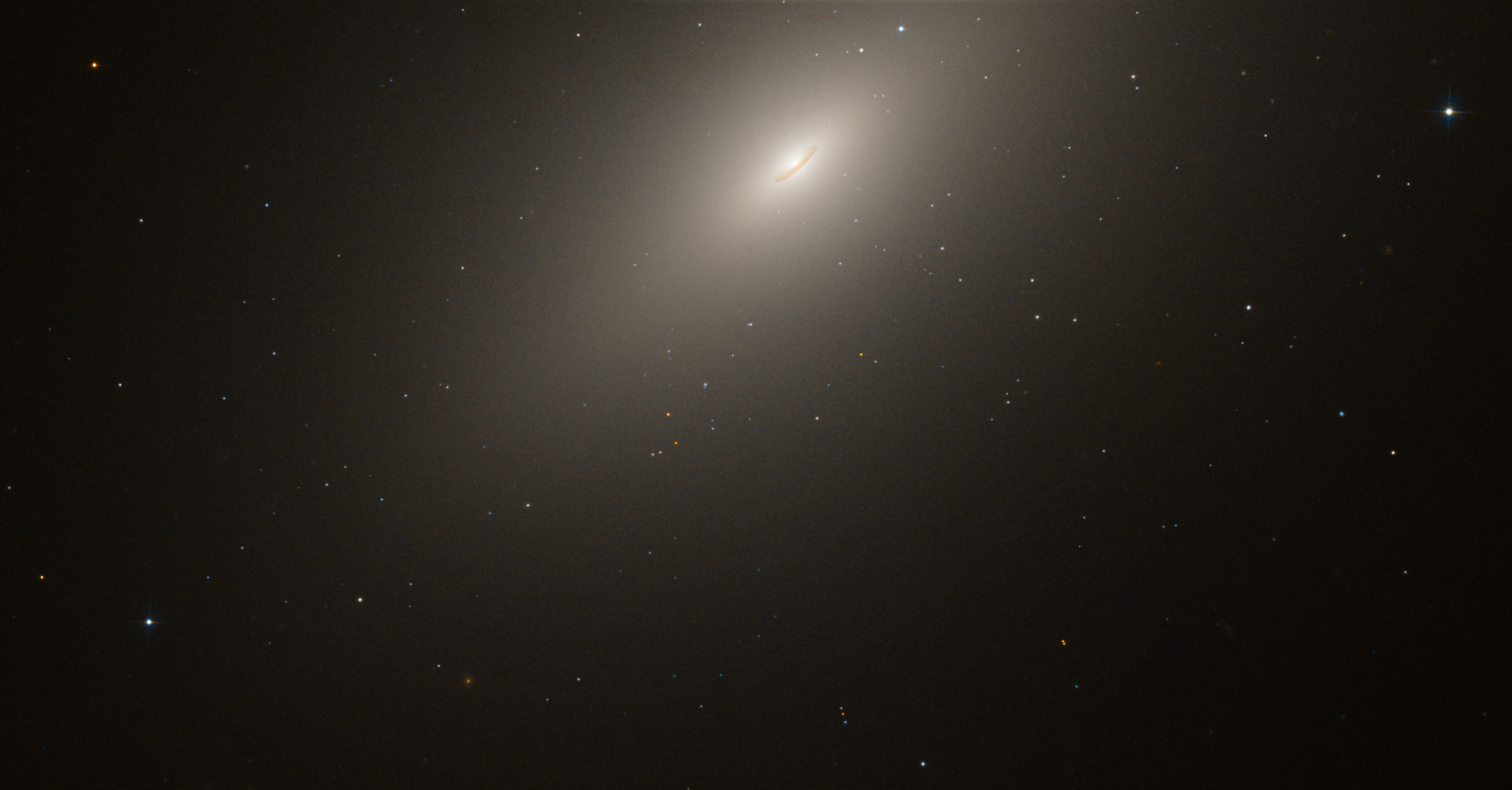 NGC 4697 (Caldwell 52)